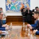 Pásztor farkasszemet néz Vučićtyal