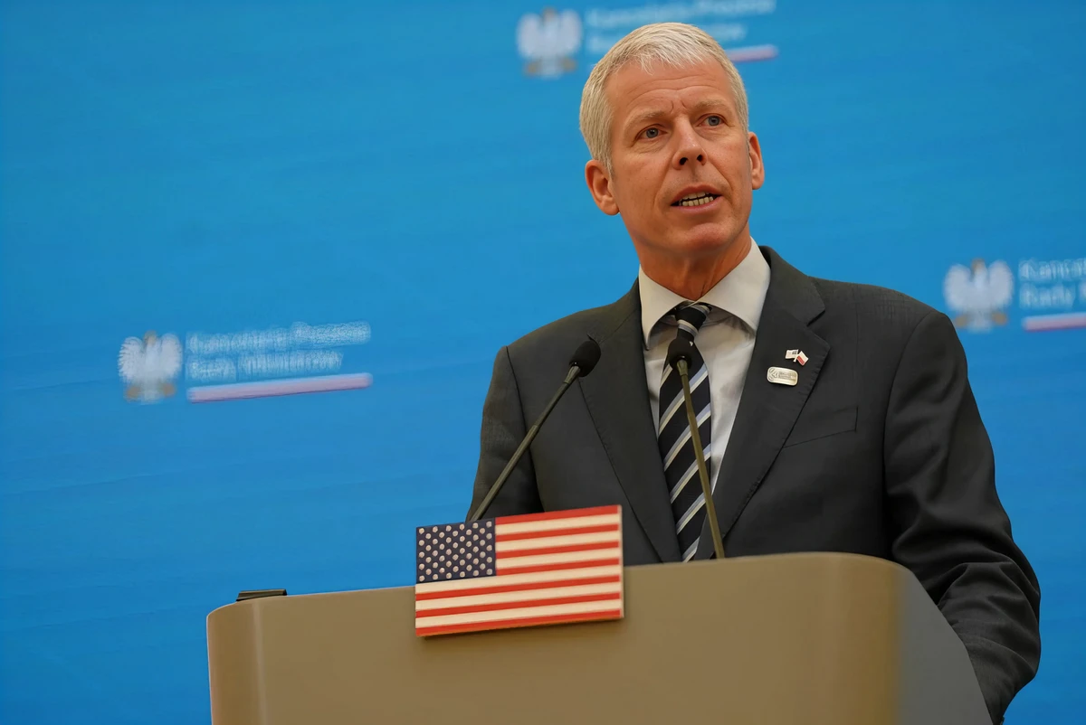 Az amerikai nagykövet bejelentette, hogy Chris Wright energiaügyi miniszter vezeti az Egyesült Államok delegációját a Három Tenger dubrovniki csúcstalálkozóján. A tervek szerint Wright tárgyalásokat folytat, és beszédet tart a globális energiabiztonságról, miközben az amerikai energiaexport robbanásszerűen növekszik