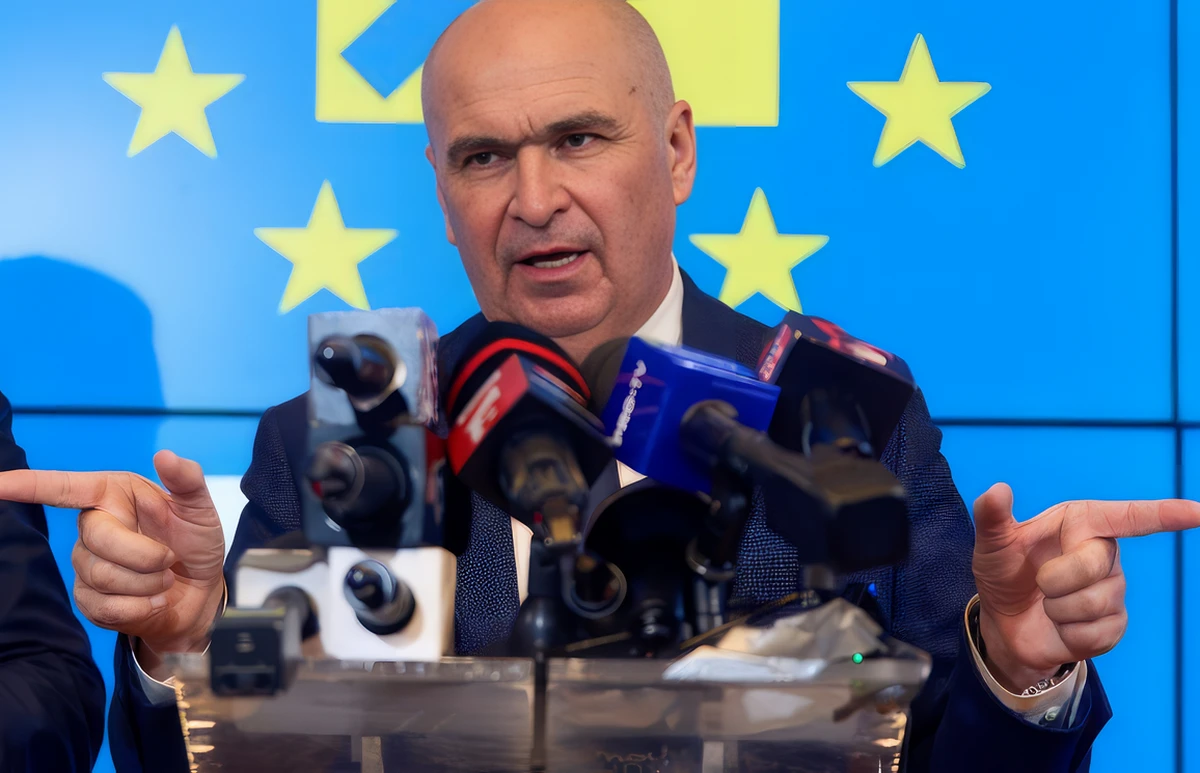 Merre van az előre: jobbra vagy balra? A róla szóló elemzések szerint Bolojan keménykezű, racionalis, technokrata vezetőként ismert, aki nem a háttéralkuk embere, hanem a „rendrakásé” 