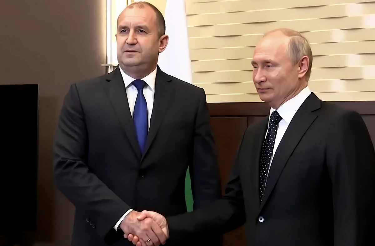 Orbán 2.0? – meddig juthat Moszkva Bulgáriában 3 Rumen Radev volt bolgár elnök önmagát hídnak tekinti a Moszkvába vezető úton