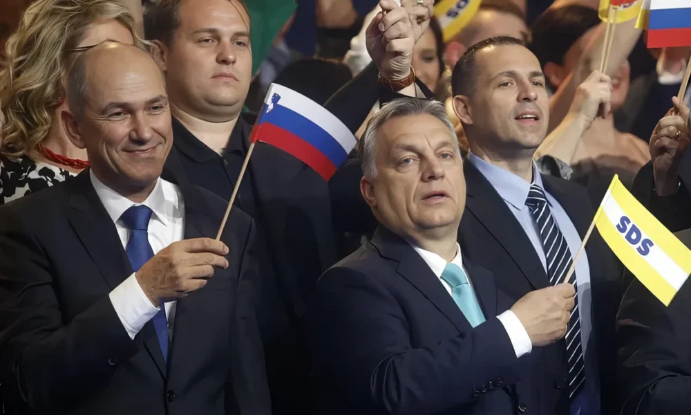 Janša még mindig nem ocsúdott fel Orbán veresége után, és nem gratulált Magyar Péternek, pedig ezt még a másik Orbán-szövetséges, Aleksandar Vučić is megtette, pedig ő sem baloldali