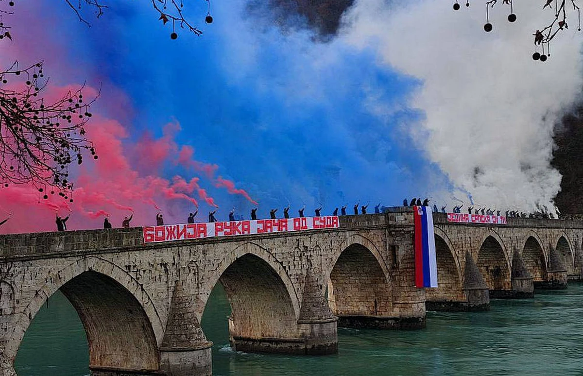 A Crvena Zvezda szurkolói máshol is tevékenyek