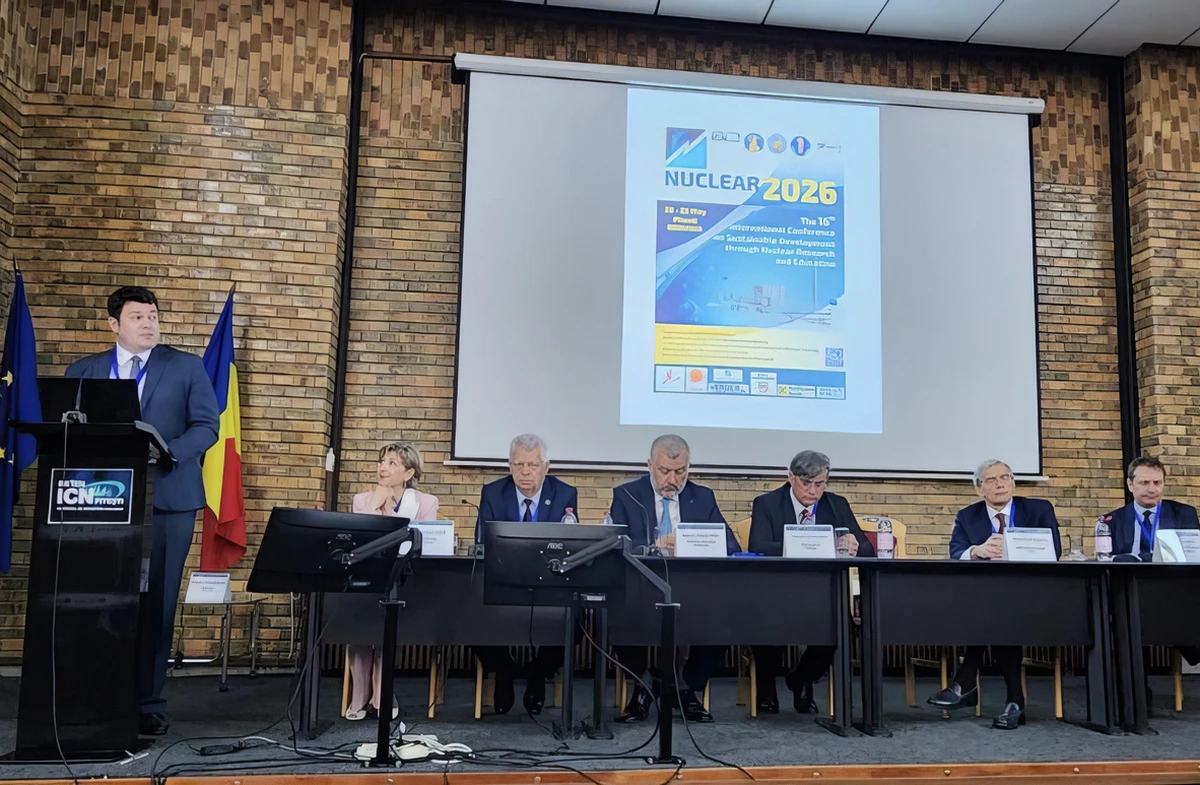 Cosmin Ghiță, a Nuclearelectrica vezérigazgatója egy konferencián kijelentette, hogy a Nuclearelectrica beruházási stratégiáját a romániai atomenergia-ipar jelentős fejlesztése érdekében alakították ki és hajtják végre: növekedett kapacitások, egyedülálló, innovatív projektek, egy új generációs szakemberek, energiaellátás-biztonság és energiafüggetlenség.