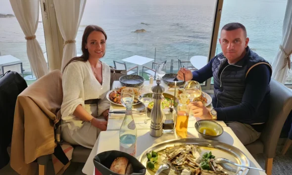 A feltételezett gyilkos, Sasa Vukovic korábban rendőr volt, de már nem tartozik a testülethez, a képen a feleségével, Dankával, aki a pisztolyt vitte. Ingatlanügyek is lehetnek a háttérben