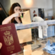 Ha nincs elég hazai szavazó, akkor külföldről kell importálni, lehetőleg Belgrádba
