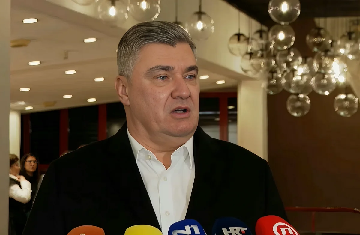 "A köztársasági elnök egy nagy nemzeti szégyen" 2 Zoran Milanović nem tudja elképzelni, hogy Andrej Plenković kit gondol Párizsba küldeni – talán néhány „ćacit”, akit Vučić ad neki kölcsön?