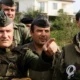 Ez várt volna Šibenikre, ha nem sikerült volna megállítani Ratko Mladićot: "Šibenikben minden 10 évnél idősebb és 75 évnél fiatalabb embert meg kell ölni, és egyetlen ház sem maradhat meg" - adta ki a parancsot a Vastábornok. (A hangfelvétel a cikkben szereplő Šibenik szóra kattintva hallgatható meg. A kép is onnan származik, miután átesett két AI-műtéten)
